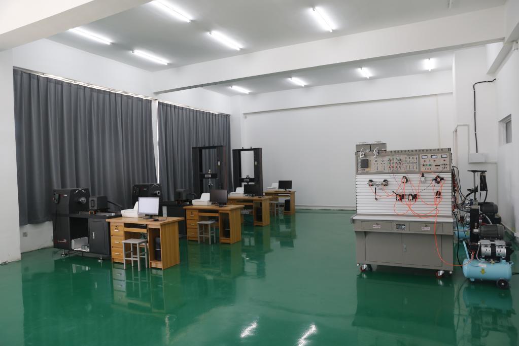 Material Dry Lab - SnLuck